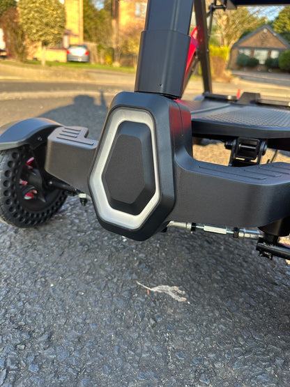 BeeBumble Auto-Folding Mobility Scooter | BeeUnique Mobility