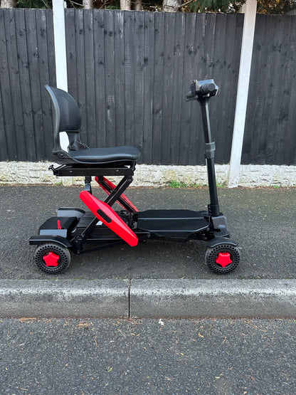 BeeBumble Auto-Folding Mobility Scooter | BeeUnique Mobility