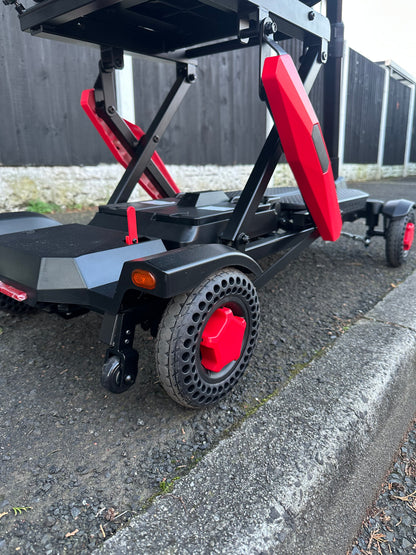 BeeBumble Auto-Folding Mobility Scooter | BeeUnique Mobility