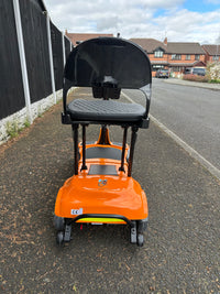 BeeLite Pro — UK's Lightest Foldable Scooter at 12kg | BeeUnique Mobility