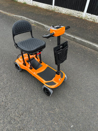 BeeLite Pro — UK's Lightest Foldable Scooter at 12kg | BeeUnique Mobility