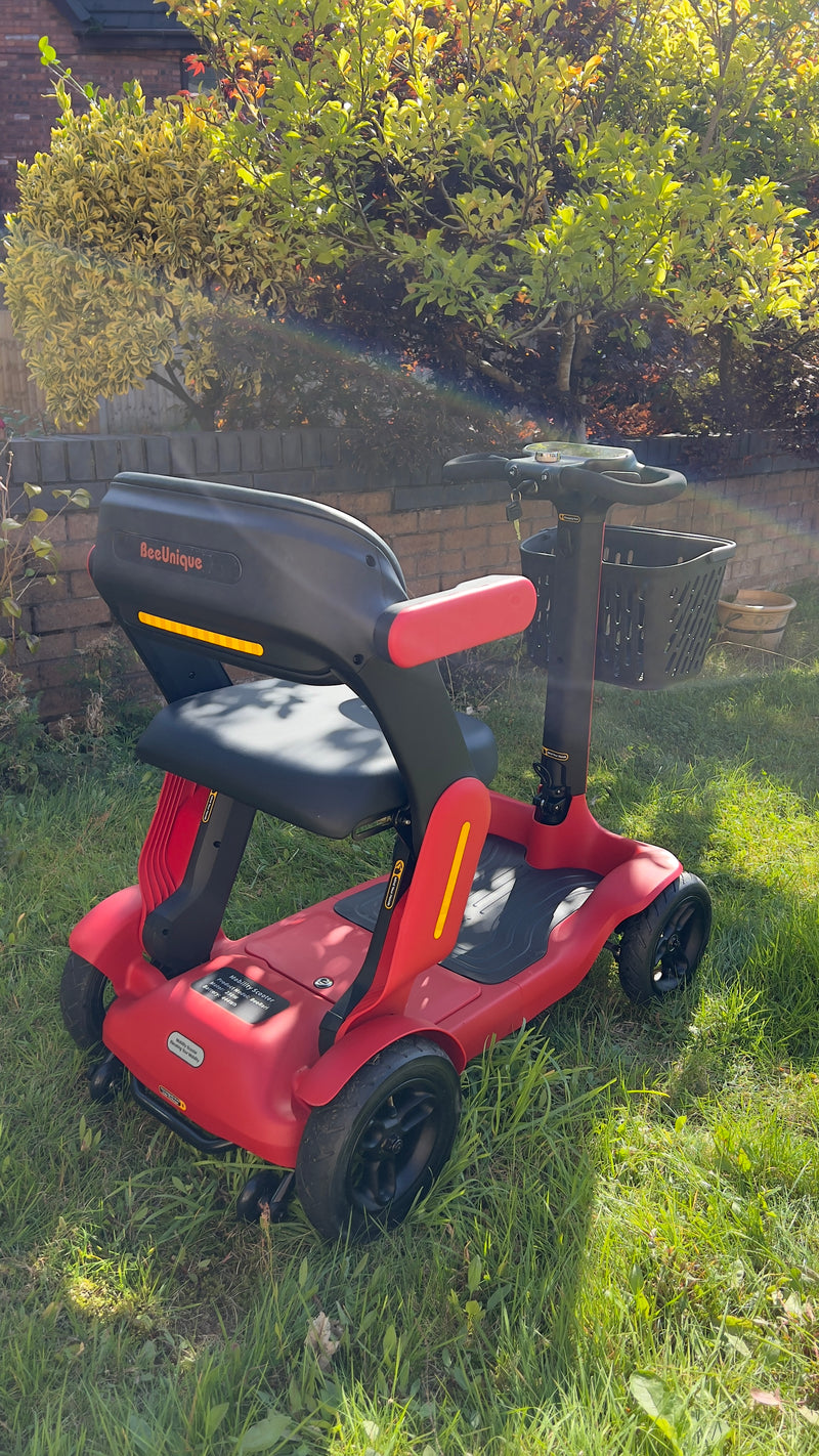 BeeRari Foldable Mobility Scooter — 25 Mile Range | BeeUnique Mobility
